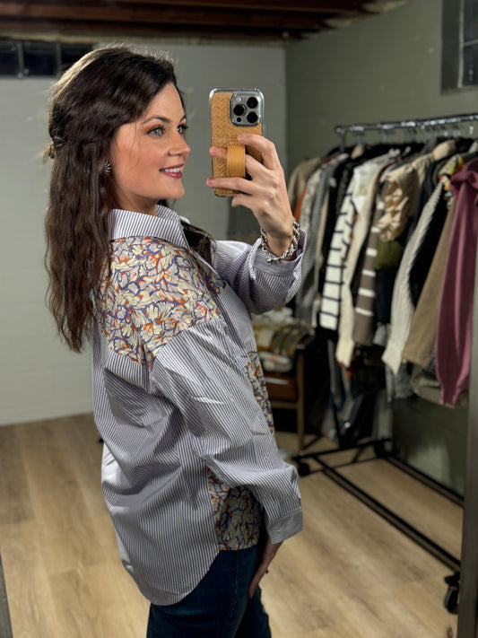 That Floral Feeling Button Down in Lavender