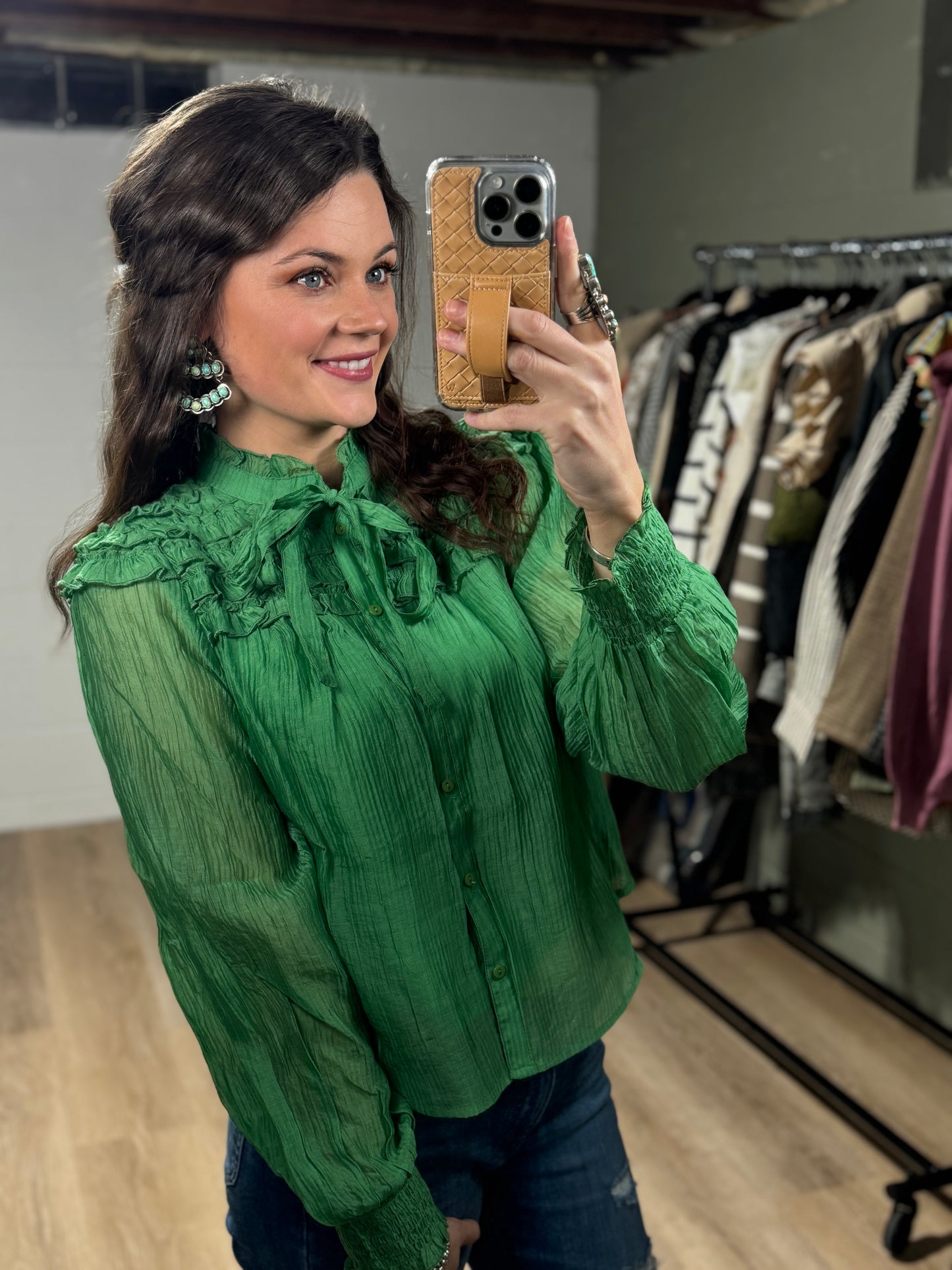 The Baddie Balloon Sleeve Blouse in Kelly Green