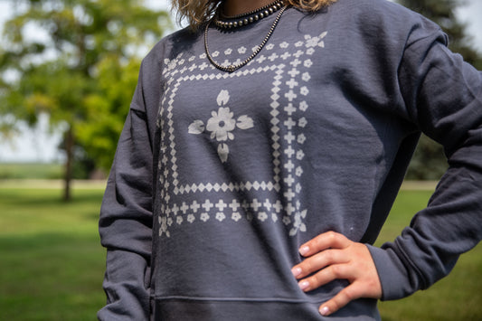 Pendleton Graphic Floral Pullover in Blue