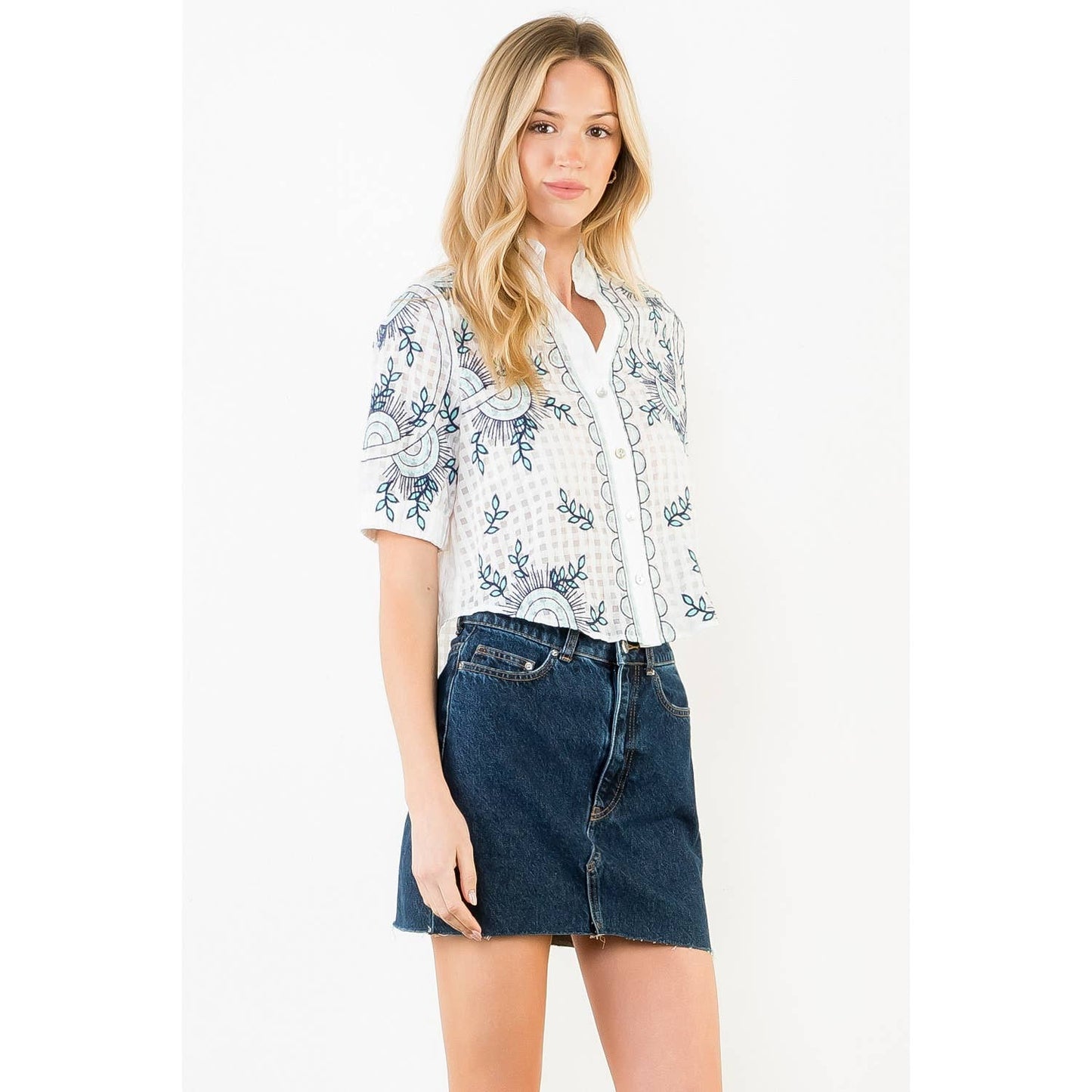 Short Sleeve Embroidery Detail Top