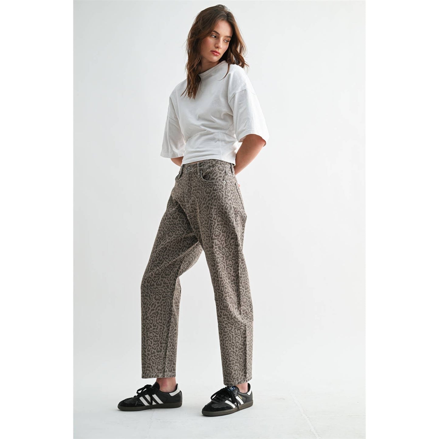 HIGH RISE STRAIGHT TUMMY TUCK ANKLE BARREL IN LEOPARD