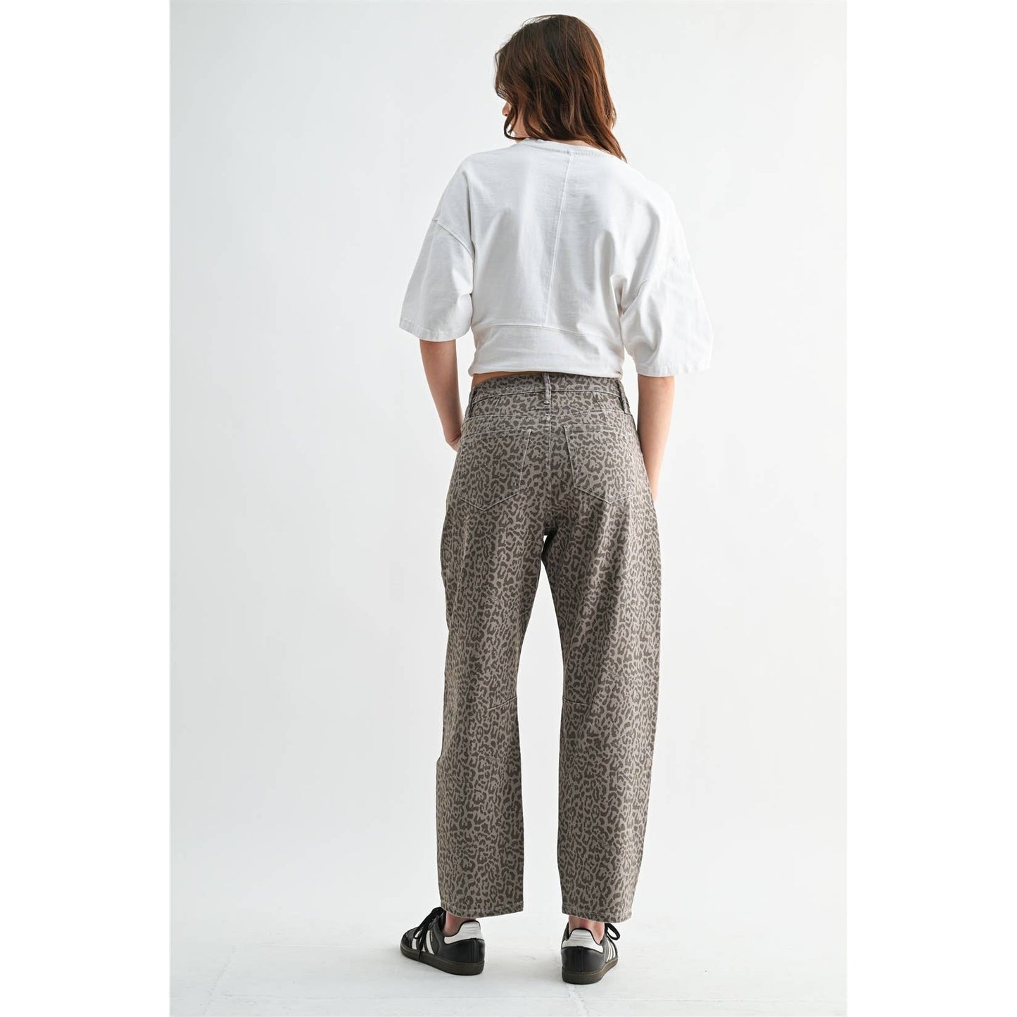 HIGH RISE STRAIGHT TUMMY TUCK ANKLE BARREL IN LEOPARD