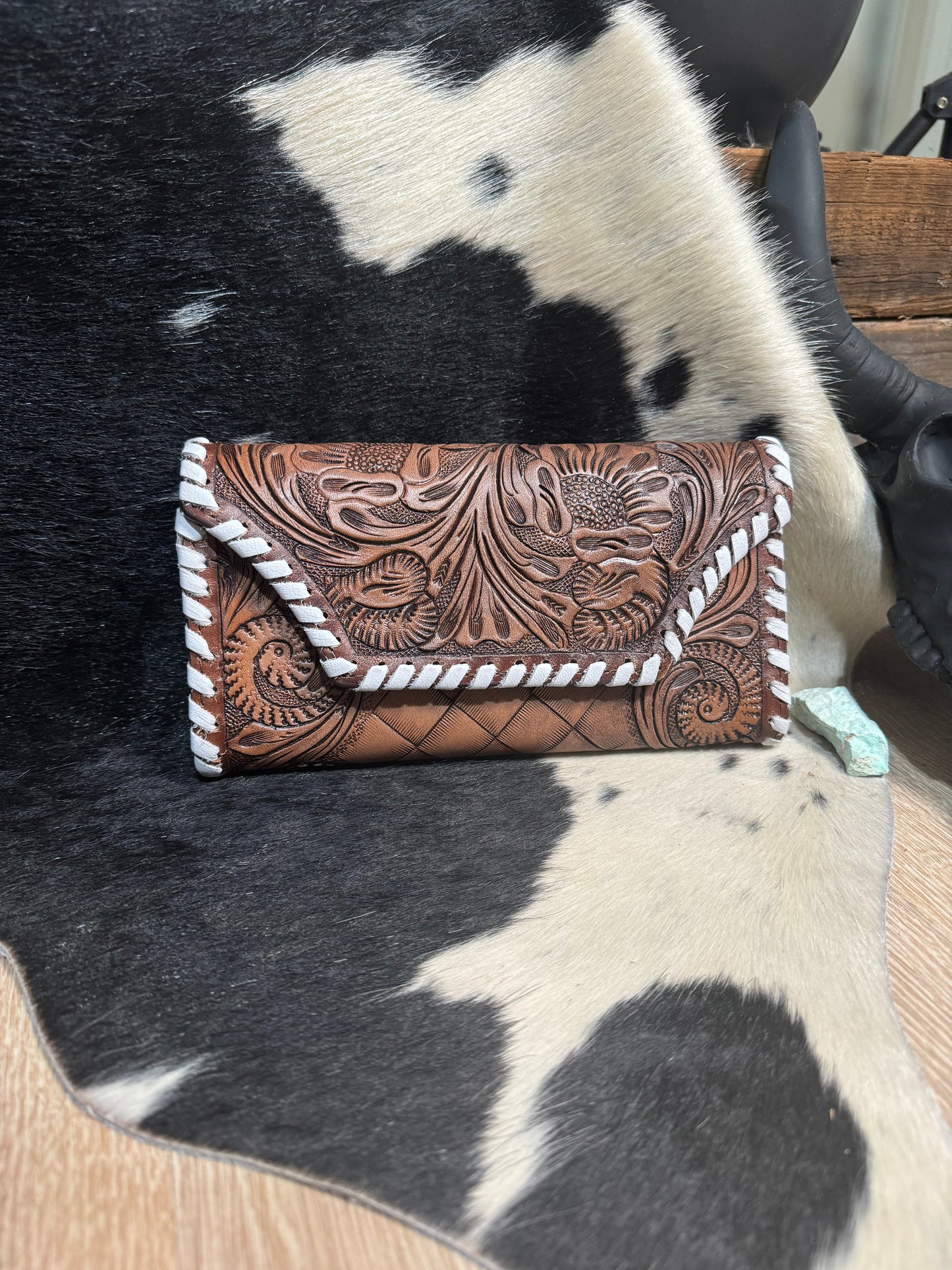 The Winnie Tooled and White Braided Wallet