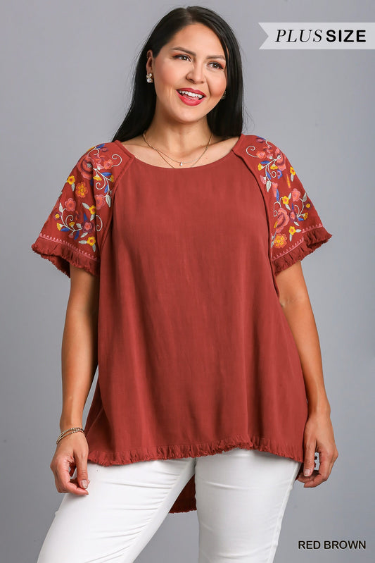 Umgee Floral Embroirded Blouse (XL and 1XL)
