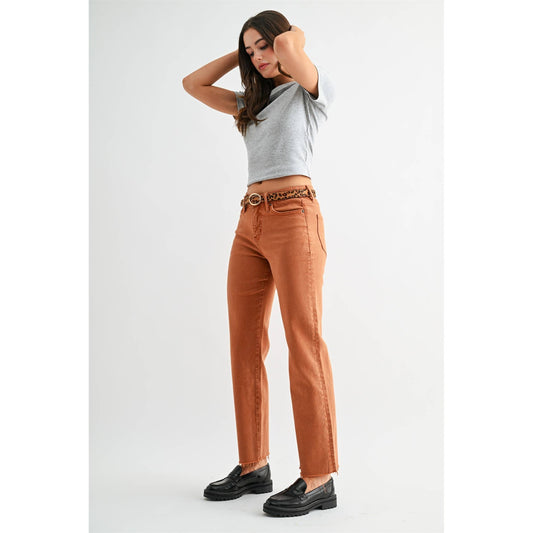HIGH RISE STRAIGHT ANKLE JEAN IN RUST